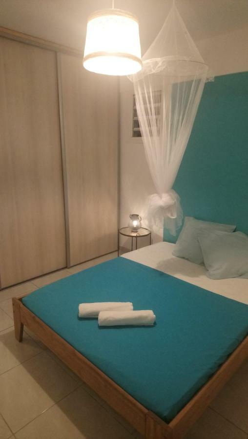 La Kay'Loulou Avec Spa Et Piscine Saint-Pierre Ngoại thất bức ảnh