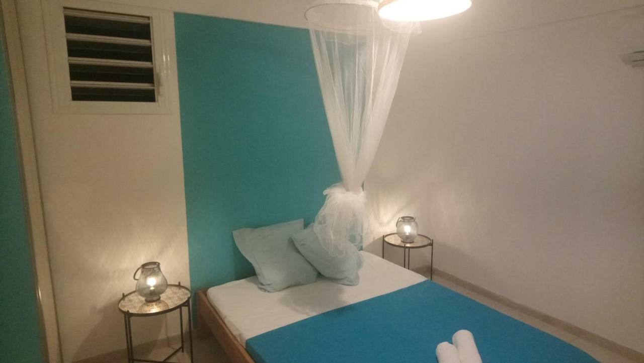 La Kay'Loulou Avec Spa Et Piscine Saint-Pierre Ngoại thất bức ảnh